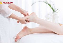 Massage Ban Chân Đơn Giản